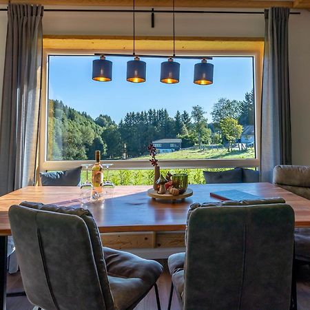 Urlaub Am Schwarzbach Mit Sauna Und Whilpool Butgenbach Esterno foto
