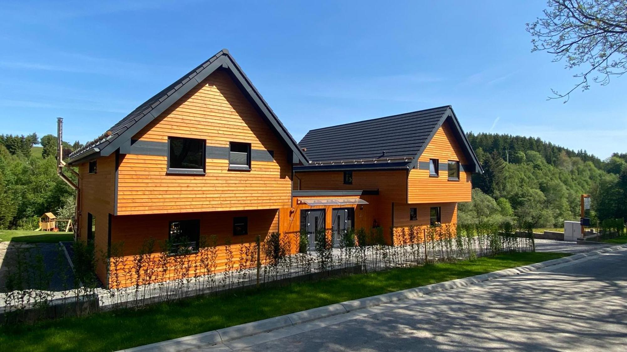Urlaub Am Schwarzbach Mit Sauna Und Whilpool Butgenbach Esterno foto