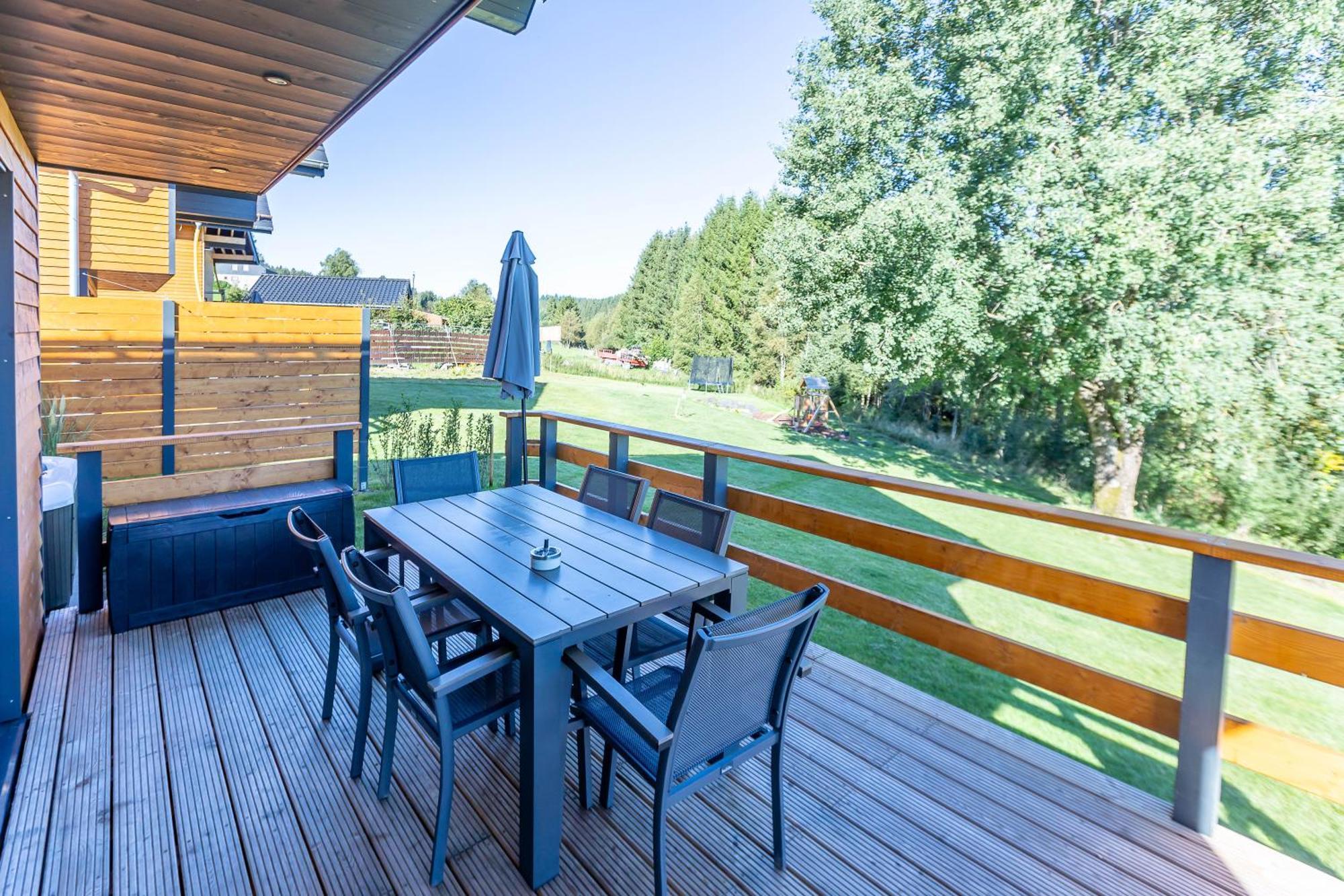 Urlaub Am Schwarzbach Mit Sauna Und Whilpool Butgenbach Esterno foto